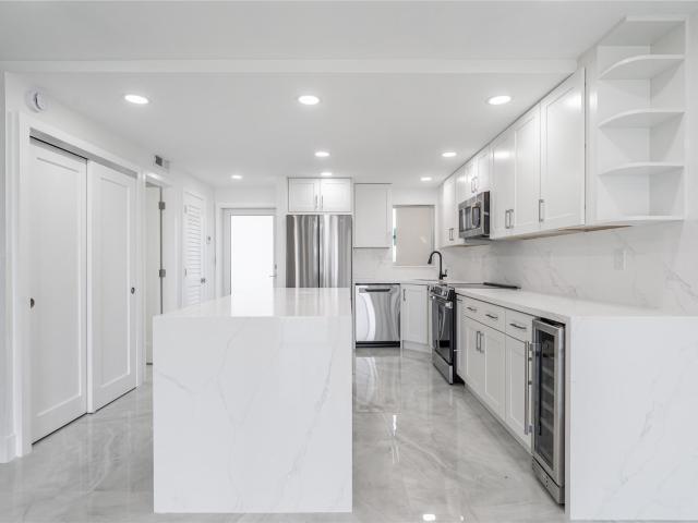 Condo for sale in Pembroke Pines, Florida