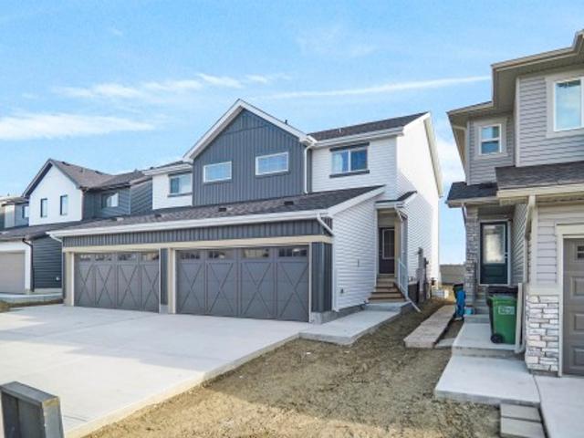 House for sale in Wedgewood, Alberta