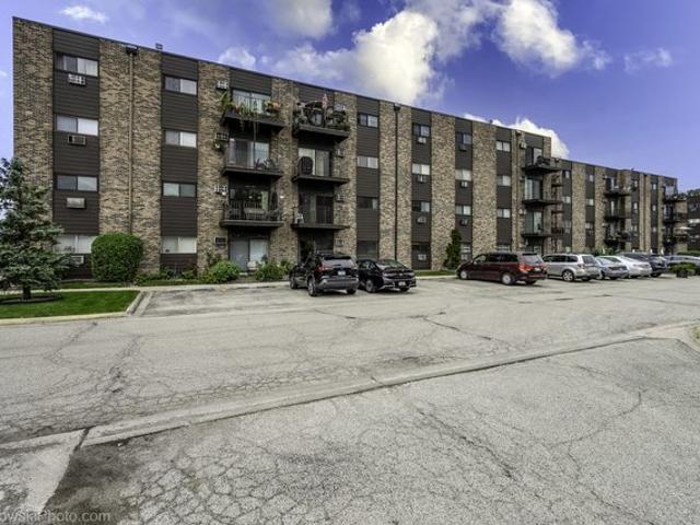 Condo for sale in Des Plaines, Cook County