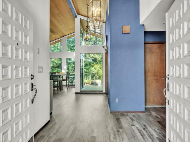 House for sale in Fair Oaks