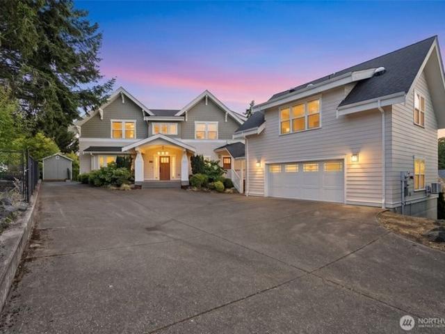 House for sale in University Place, Washington