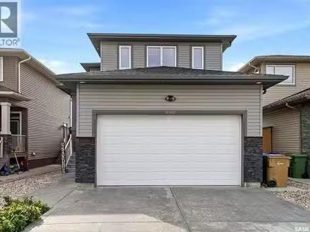 House for sale in Edgewater, Regina