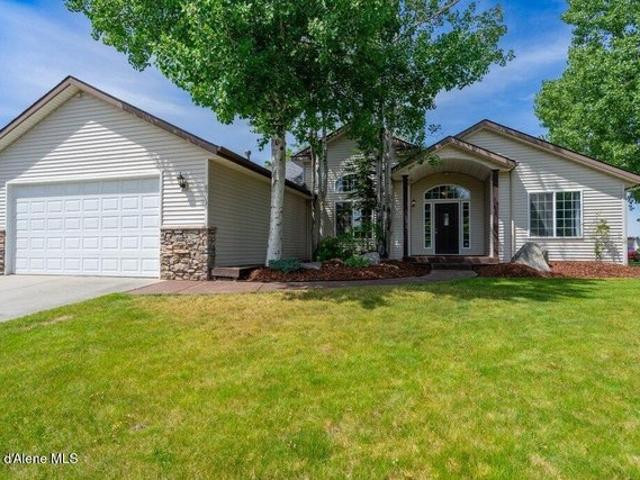House for sale in Hayden, Idaho