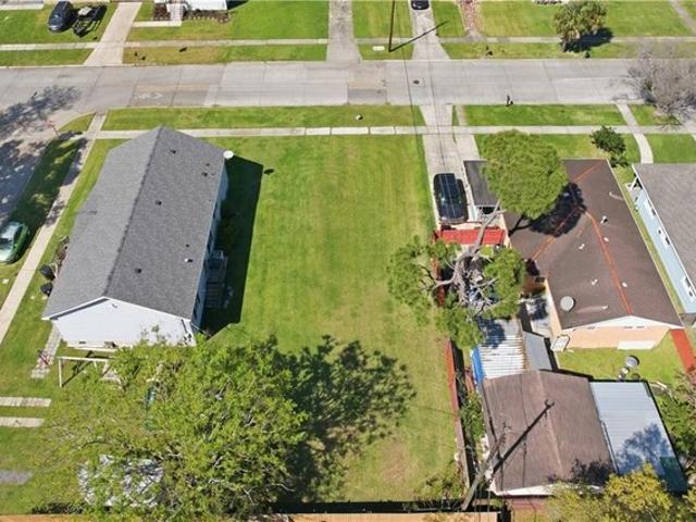 Land for sale in Chalmette, Louisiana