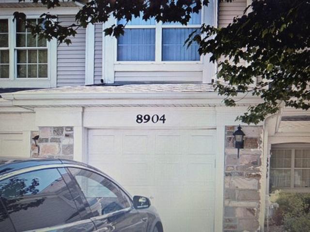 Townhouse for sale in Niles, Cook County