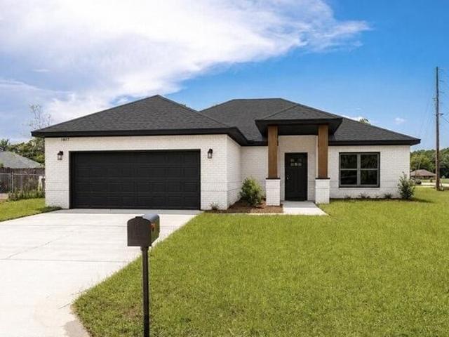 House for sale in Gautier, Mississippi
