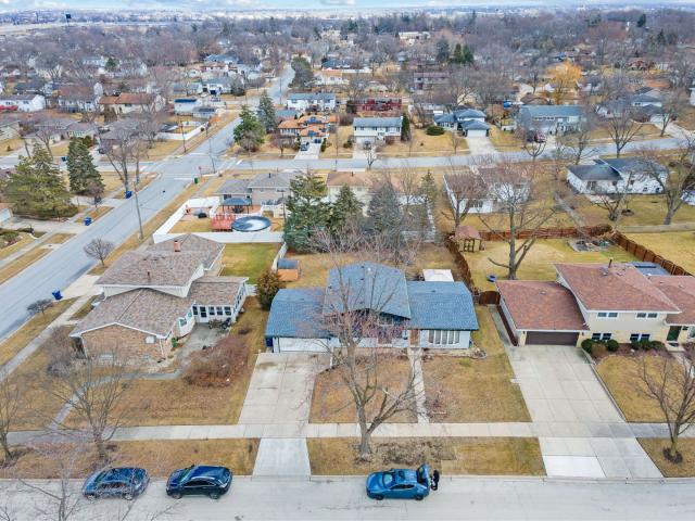 House for sale in Hickory Hills