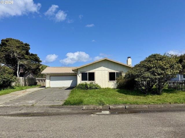 House for sale in Oregonia