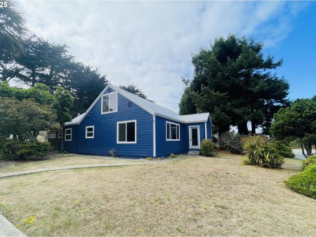 House for sale in Oregonia
