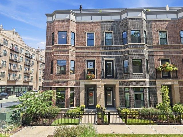 Townhouse for sale in Newark Village, Carmel