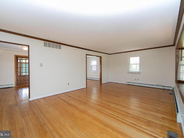 House for sale in Mantua, New Jersey