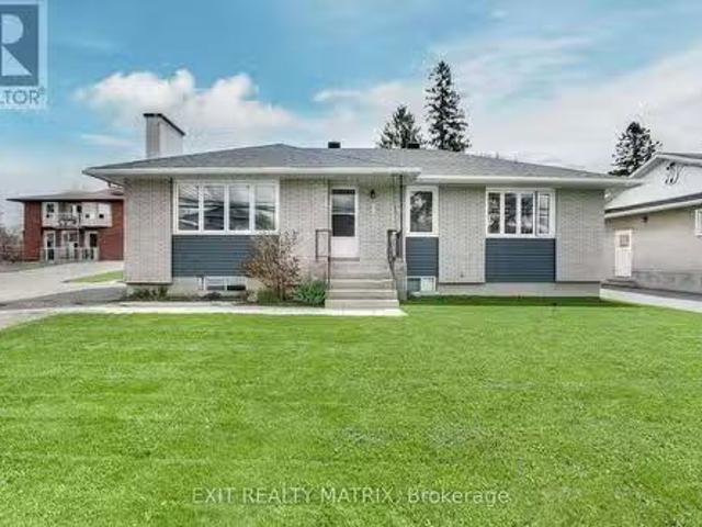 House for sale in Russell, Ontario