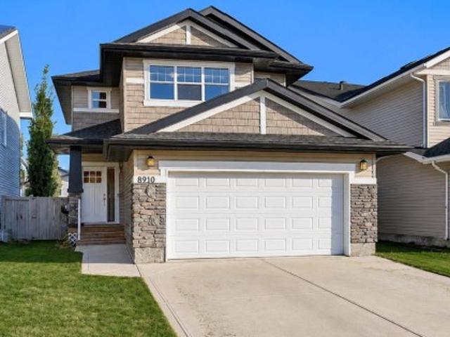 House for sale in Cobblestone, Grande Prairie