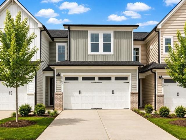 Townhouse for sale in Angier, North Carolina