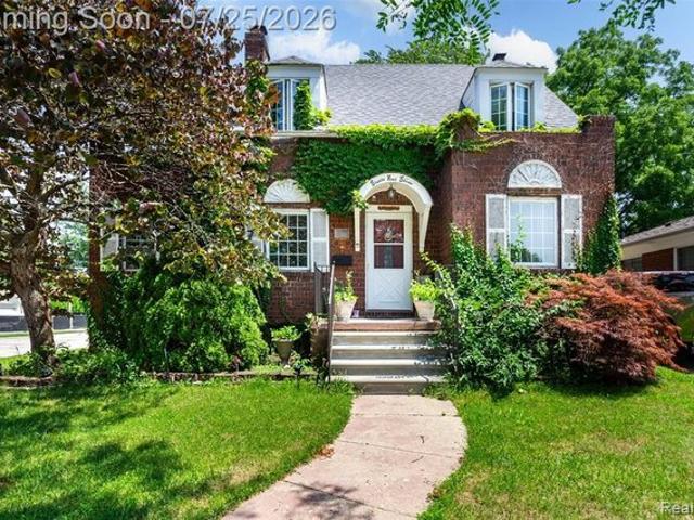 House for sale in Allen Park, Michigan