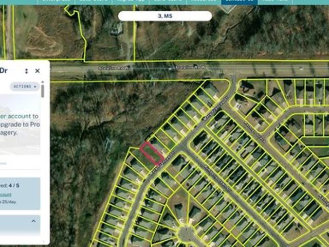 Land for sale in Southaven, Mississippi
