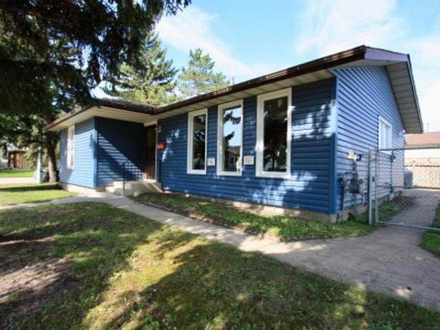 House for sale in Morinville, Alberta
