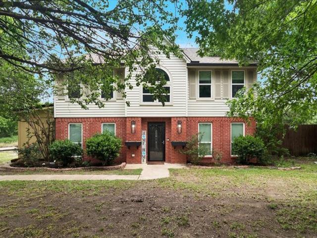 House for sale in Denton, Texas