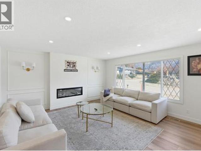 House for sale in Osoyoos, British Columbia