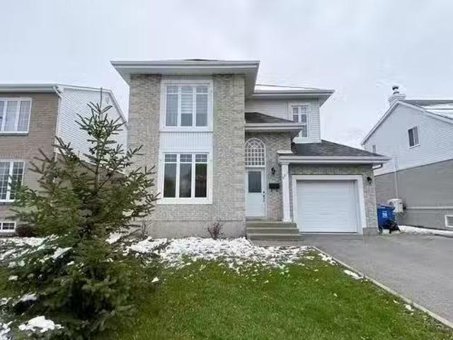 House for rent in Brossard, Quebec