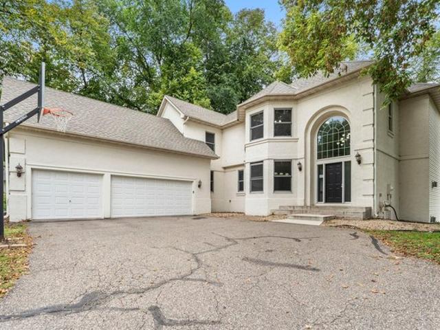 House for sale in Maple Grove, Hennepin County
