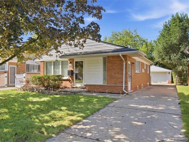 House for sale in Livonia, Michigan
