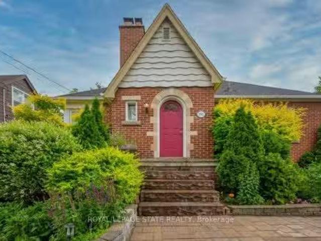 House for sale in Ancaster, Ontario