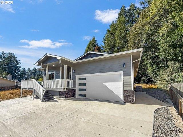 House for sale in Brookings, Curry County