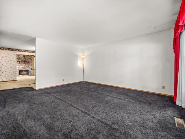 House for sale in Aurora, Kane County