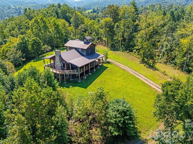 House for sale in Marshall, North Carolina