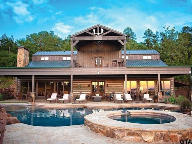 Farm for sale in Montalba, Texas