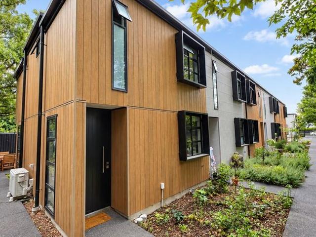 House for rent in Heathcote, Canterbury