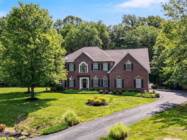 House for sale in Pomfret