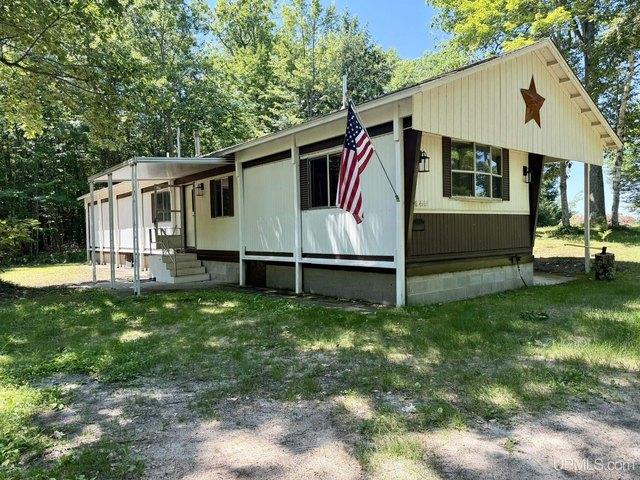 House for sale in Garden, Michigan