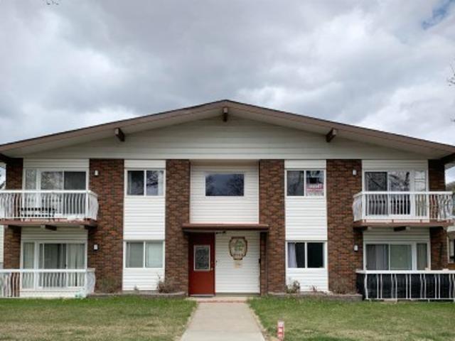House for sale in Wedgewood, Alberta