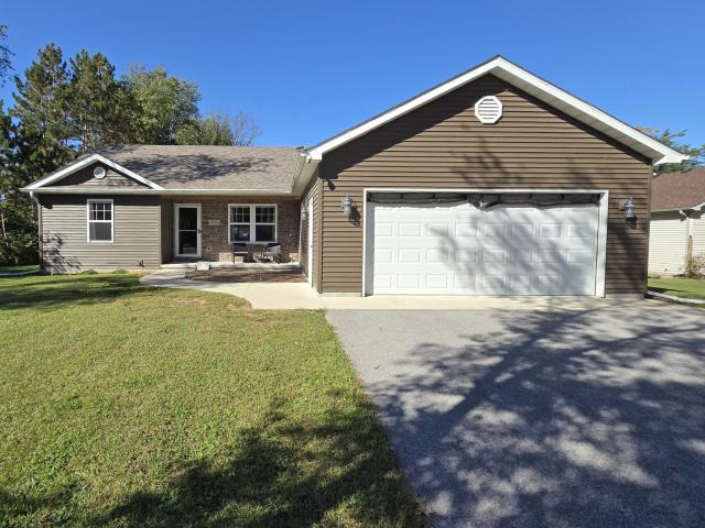 House for sale in Lake Village, Newton County
