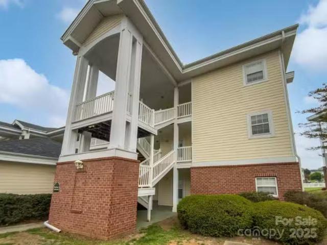 Condo for sale in Charlotte, University City Condo for sale in Charlotte, University City