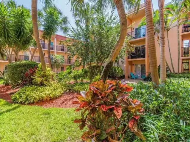 Condo for sale in Saint Petersburg Condo for sale in Saint Petersburg