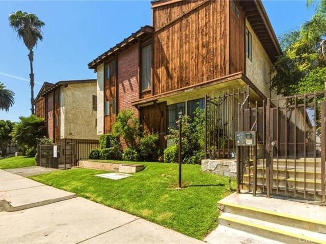 Townhouse for sale in Panorama City Neighborhood Council District, Canoga Park