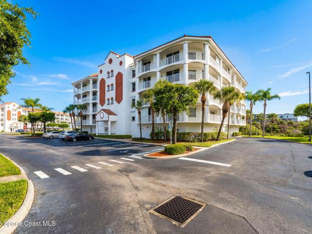 Condo for sale in Cape Canaveral, Florida
