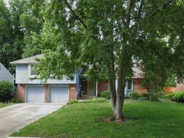 House for sale in Overland Park, Johnson County