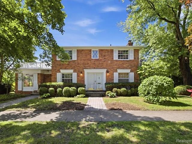 House for sale in Huntington Woods, Michigan