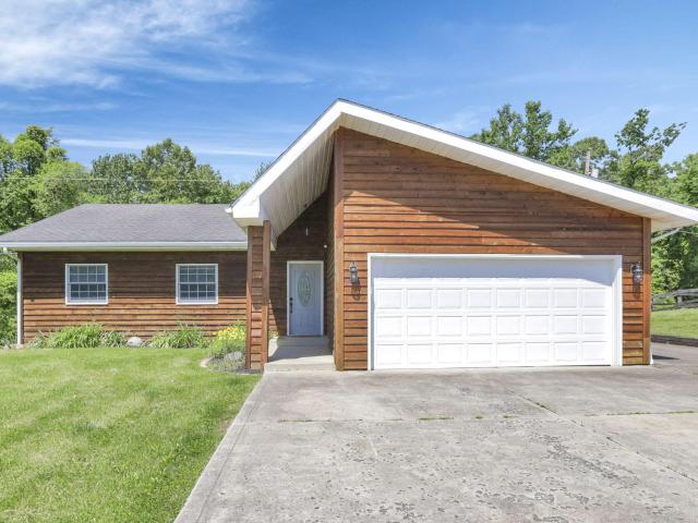 House for sale in Logan, Ohio