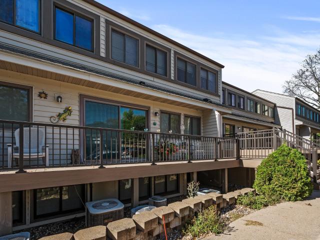Townhouse for sale in Hennepin, Minnesota