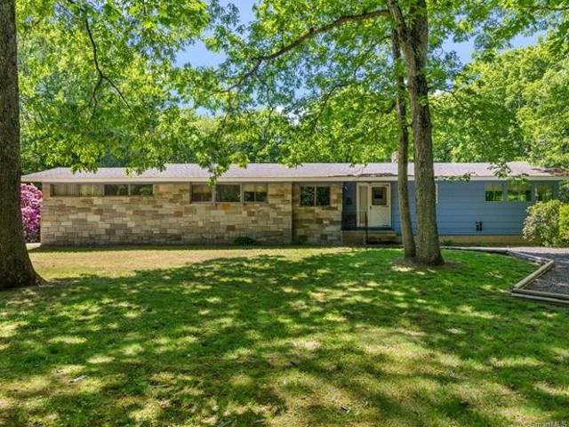 House for sale in Woodbridge, Connecticut