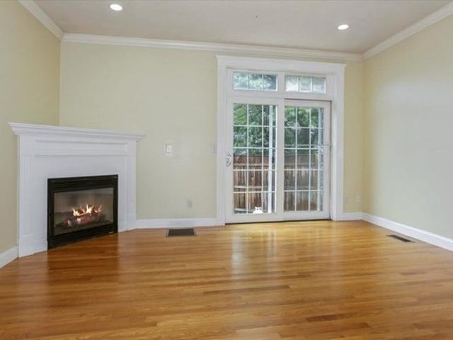 Condo for sale in Wakefield, Massachusetts