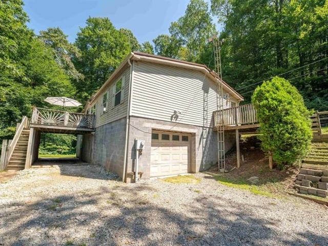House for sale in Mannington, West Virginia