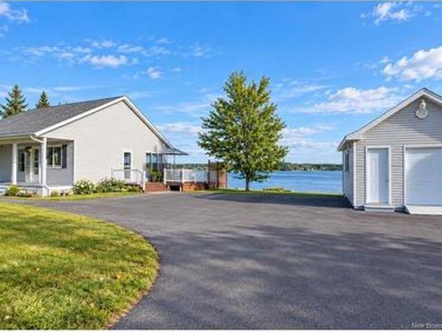 House for sale in Tracadie–sheila, New Brunswick