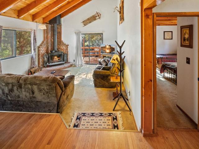 House for sale in Sugarloaf, California
