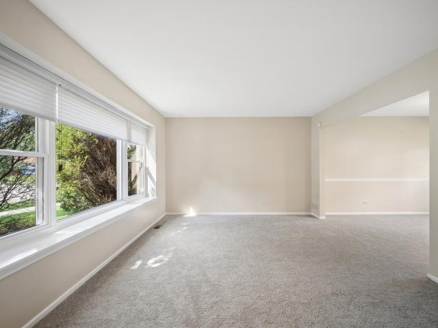 House for sale in Buffalo Grove, Illinois